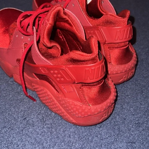 Nike Hurraches - Picture 5 of 7